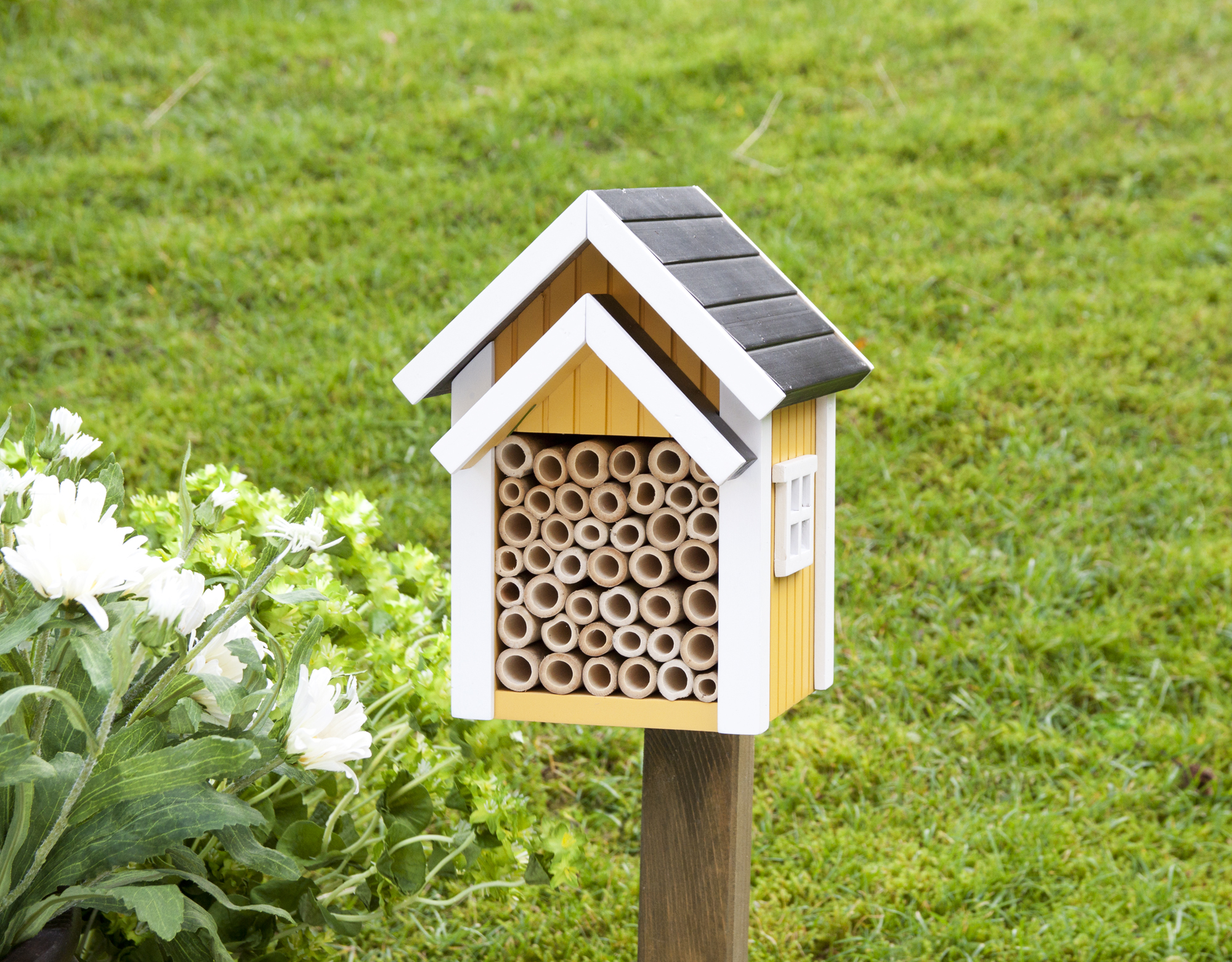 Купить пчел на озоне. Улей. Пчелиный домик. Декоративный домик для пчел. Декоративный улей для сада.